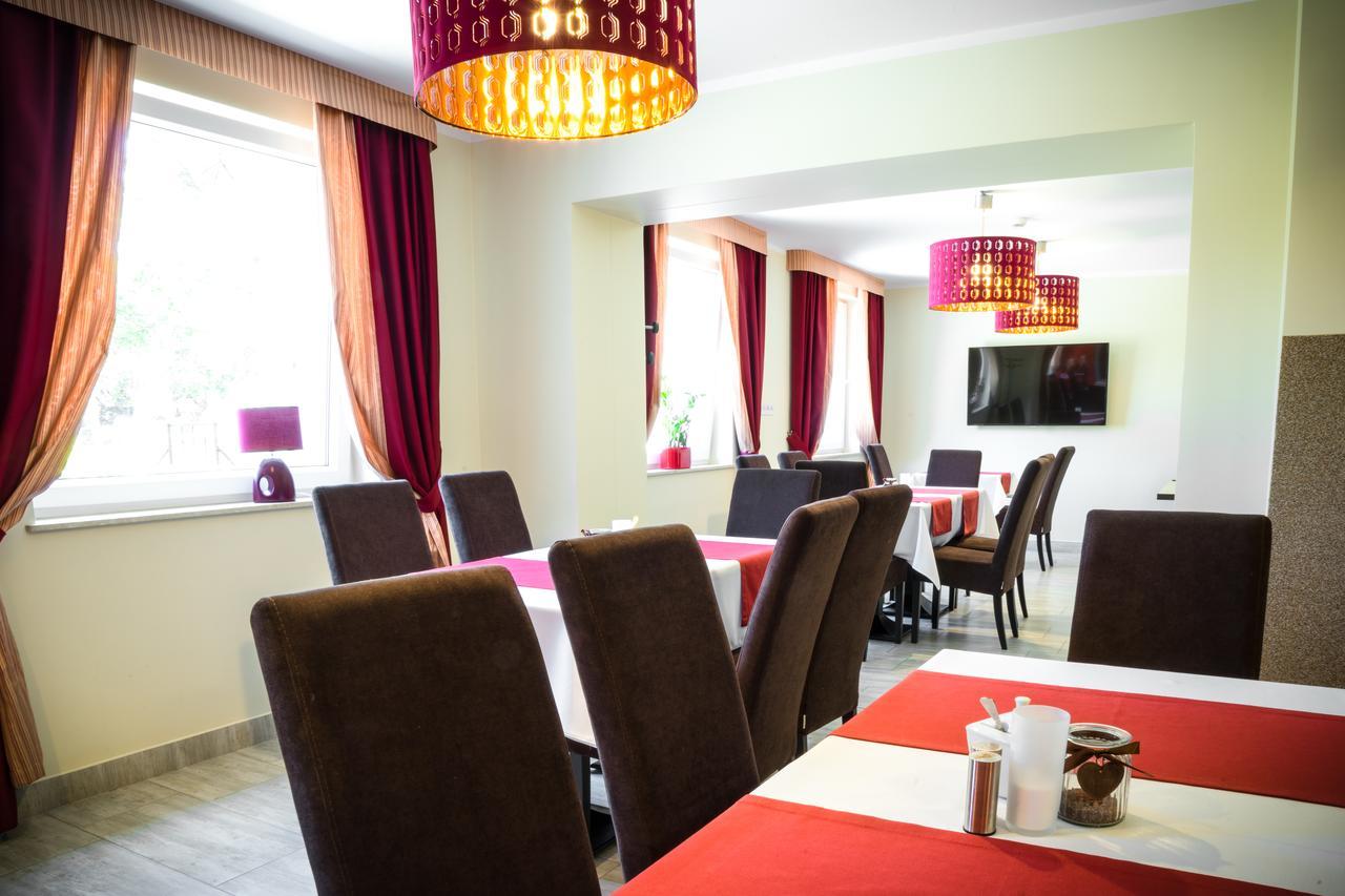 Zgoda Kompleks Hotelarski Świętochłowice Extérieur photo