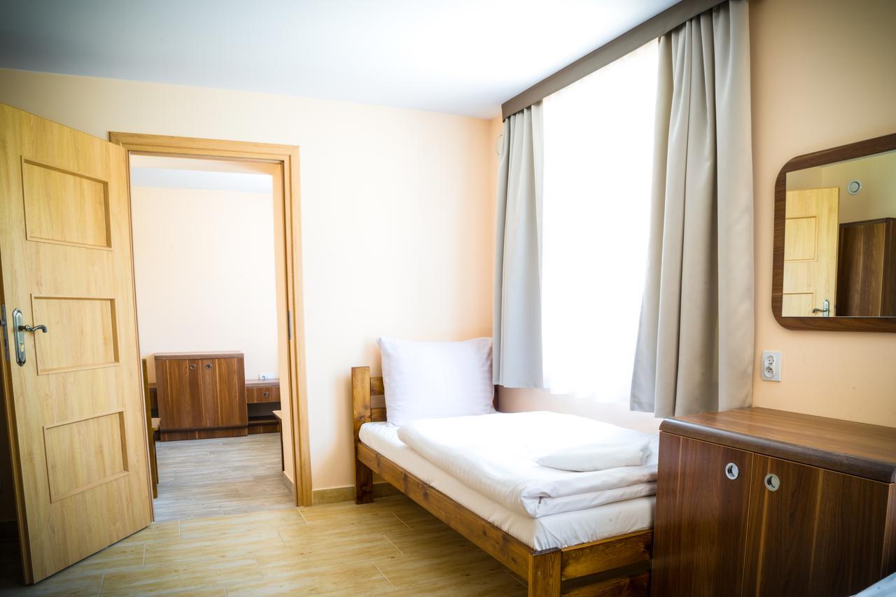 Zgoda Kompleks Hotelarski Świętochłowice Extérieur photo